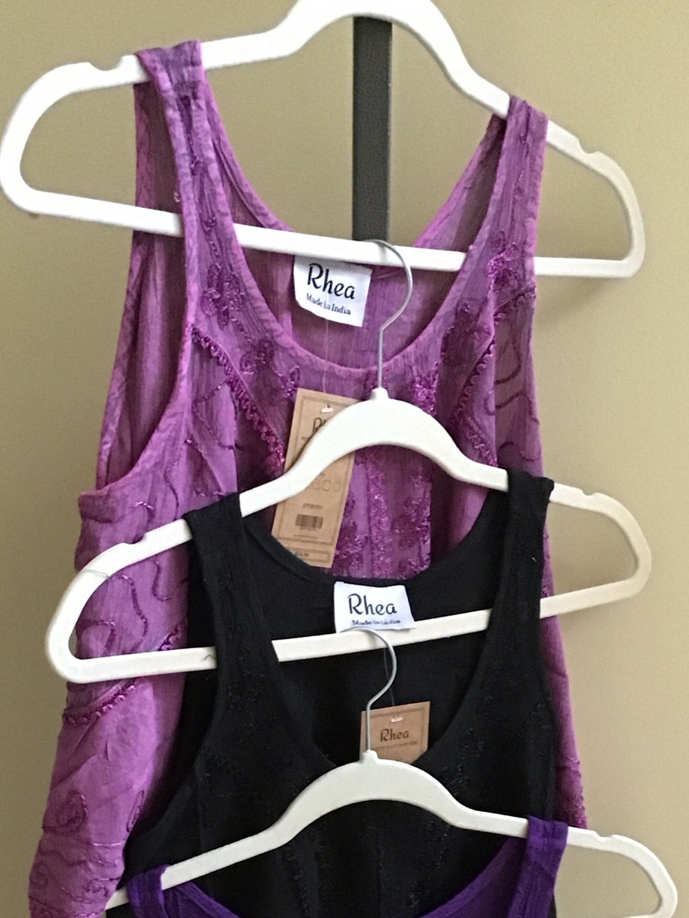 RHEA NWT  TOP Black or Pinkish Tank Beaded Waist Length One Size